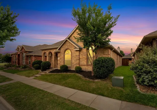 Photo 1 of Sale Pending at 5905 Chisholm Trl, Mc Kinney, TX 75070 | MLS# 21301543 | Listing updated on 2026-09-10