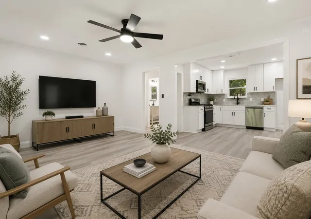 Photo 3 of Single family home for sale at 429 Harmon Rd, Hurst, TX 76053 | MLS# 21301693 | Listing updated on 2026-09-30