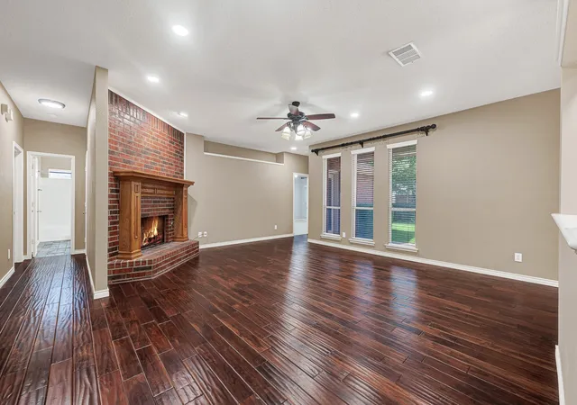 Photo 3 of Single family home for sale at 706 Green Apple Dr, Garland, TX 75044 | MLS# 21300518 | Listing updated on 2026-09-07