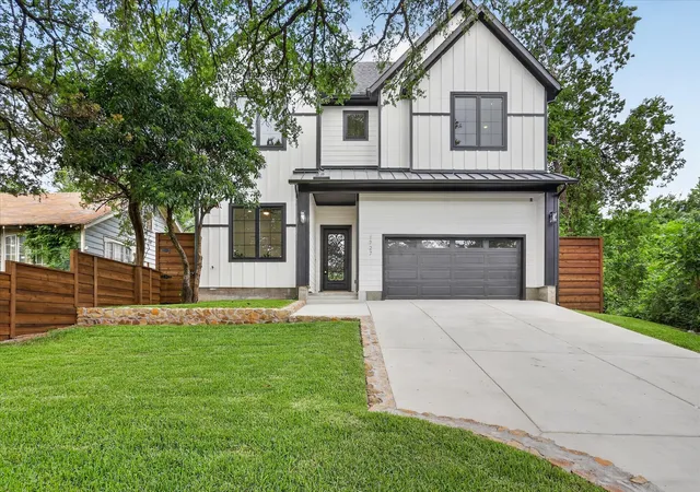 Photo 3 of Single family home for sale at 1727 Ramsey, Dallas, TX 75216 | MLS# 21301953 | Listing updated on 2026-09-13