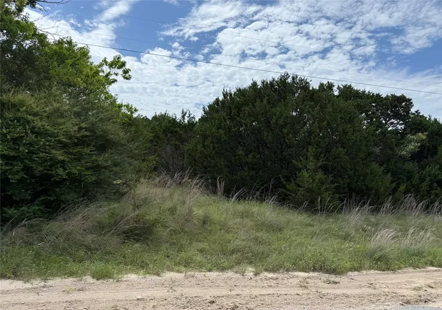 Photo 4 of Land for sale at 1451 Lakeview Ct, Cleburne, TX 76033 | MLS# 21301958 | Listing updated on 2026-09-10