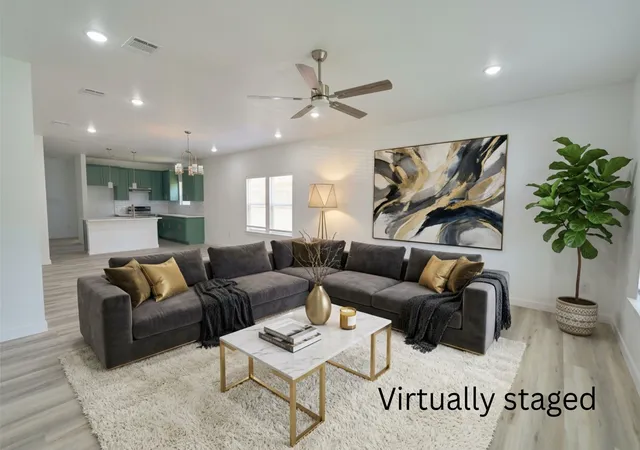 Photo 4 of Single family home for sale at 1405 E Maddox Ave, Fort Worth, TX 76104 | MLS# 21301951 | Listing updated on 2026-09-09