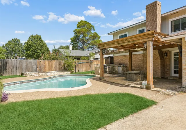 Photo 1 of Single family home for sale at 1303 Berkeley Dr, Richardson, TX 75081 | MLS# 21294919 | Listing updated on 2026-09-12
