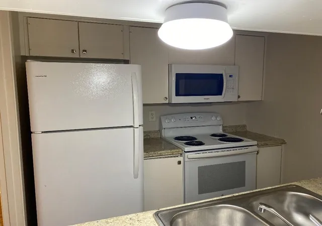 Photo 4 of Sale Pending at 4859 Cedar Springs Rd #154, Dallas, TX 75219 | MLS# 21302142 | Listing updated on 2026-09-14