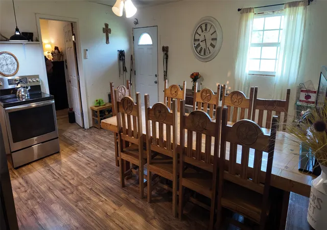 Photo 3 of Single family home for sale at 6709 Sue Ann Ln, Terrell, TX 75161 | MLS# 21290790 | Listing updated on 2026-09-21