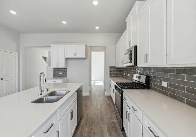 Photo 3 of Single family home for sale at 609 Amenduni Ln, Anna, TX 75409 | MLS# 21302259 | Listing updated on 2026-09-13