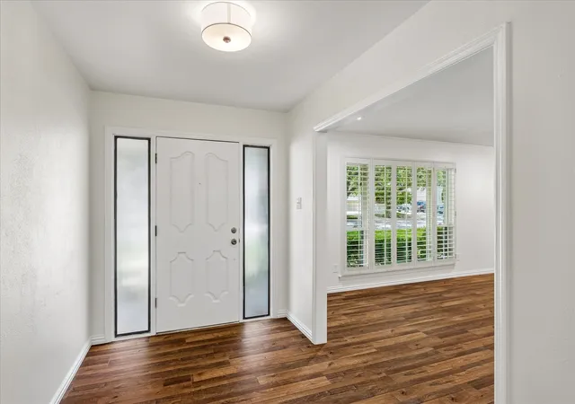 Photo 4 of Single family home for sale at 4113 Ridglea Country Club Dr, Benbrook, TX 76126 | MLS# 21298692 | Listing updated on 2026-09-13