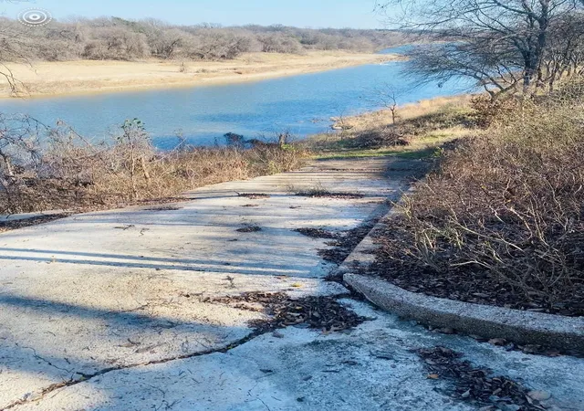Photo 3 of Single family home for sale at 7818 Ravenswood Rd, Granbury, TX 76049 | MLS# 21301791 | Listing updated on 2026-09-14