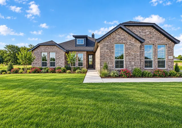 Photo 1 of Single family home for sale at 416 Mcalpine Dr, Springtown, TX 76082 | MLS# 21302643 | Listing updated on 2026-09-09