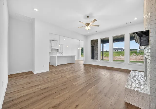 Photo 3 of Single family home for sale at 416 Mcalpine Dr, Springtown, TX 76082 | MLS# 21302643 | Listing updated on 2026-09-29