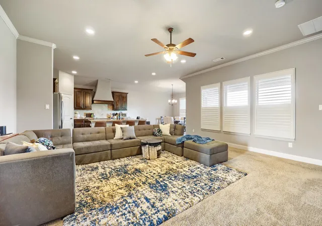 Photo 3 of Single family home for sale at 109 Mountain Vista Dr, Fort Worth, TX 76126 | MLS# 21281511 | Listing updated on 2026-09-12