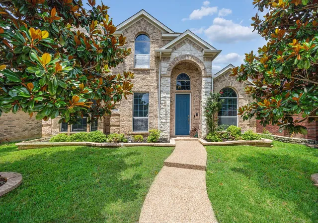 Photo 1 of Single family home for sale at 9004 Regal Oaks Dr, Mc Kinney, TX 75072 | MLS# 21295054 | Listing updated on 2026-09-09