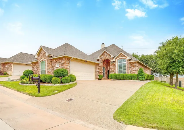 Photo 1 of Single family home for sale at 11624 Virginia Way Ct, Aledo, TX 76008 | MLS# 21303200 | Listing updated on 2026-09-08