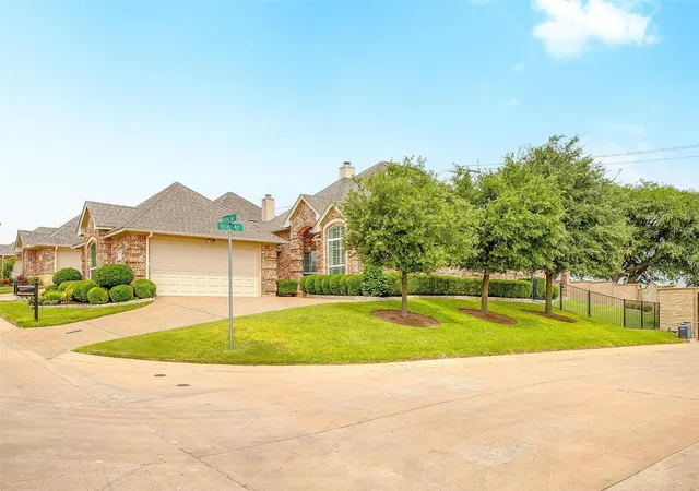 Photo 3 of Single family home for sale at 11624 Virginia Way Ct, Aledo, TX 76008 | MLS# 21303200 | Listing updated on 2026-09-08