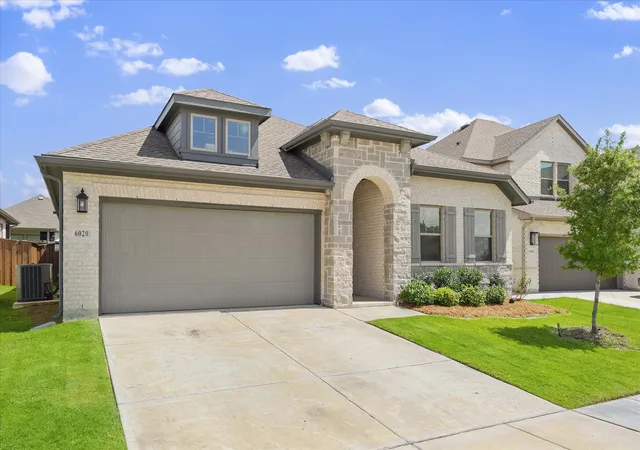 Photo 2 of Single family home for sale at 6020 Poolside Wy, Royse City, TX 75189 | MLS# 21297864 | Listing updated on 2026-09-11