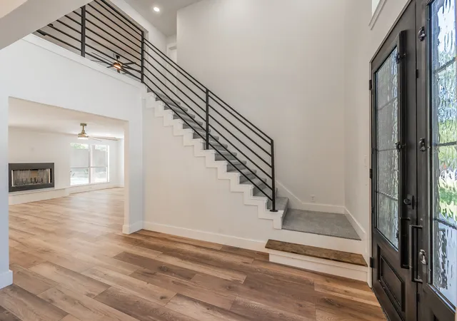 Photo 4 of Single family home for sale at 2815 Perkins Rd, Arlington, TX 76016 | MLS# 21303231 | Listing updated on 2026-09-08