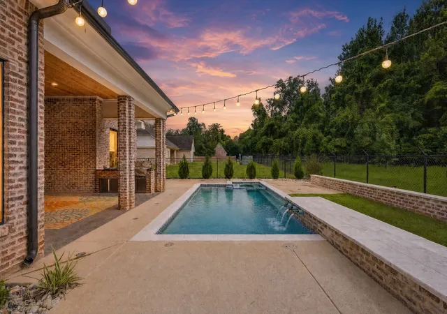 Photo 2 of Sale Pending at 343 Crossfield Ct, Shreveport, LA 71115 | MLS# 21303433 | Listing updated on 2026-09-01
