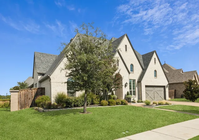 Photo 2 of Single family home for sale at 6284 Loxton Blvd, Frisco, TX 75034 | MLS# 21302466 | Listing updated on 2026-09-10