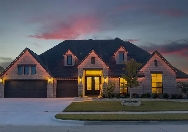 Photo 3 of Single family home for sale at 1620 Ripasso Wy, Rockwall, TX 75032 | MLS# 21290436 | Listing updated on 2026-09-10