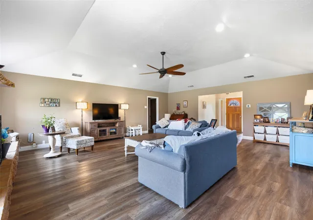 Photo 2 of Single family home for sale at 421 H Wallace Ln, Rockwall, TX 75032 | MLS# 21303811 | Listing updated on 2026-10-07