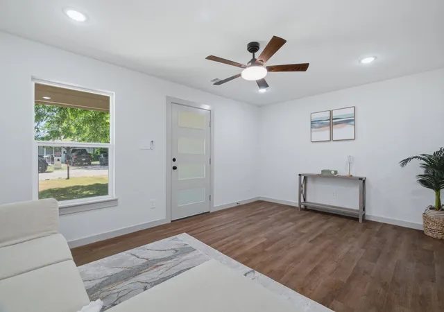 Photo 3 of Single family home for sale at 5610 Calloway St, Fort Worth, TX 76114 | MLS# 21303958 | Listing updated on 2026-09-13