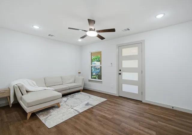 Photo 3 of Single family home for sale at 5610 Calloway St, Fort Worth, TX 76114 | MLS# 21303958 | Listing updated on 2026-09-13