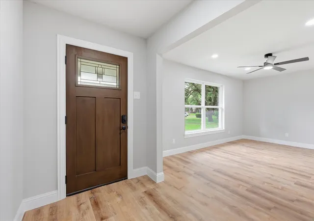 Photo 4 of Single family home for sale at 6333 Symphony Ln, Dallas, TX 75227 | MLS# 21300986 | Listing updated on 2026-07-31