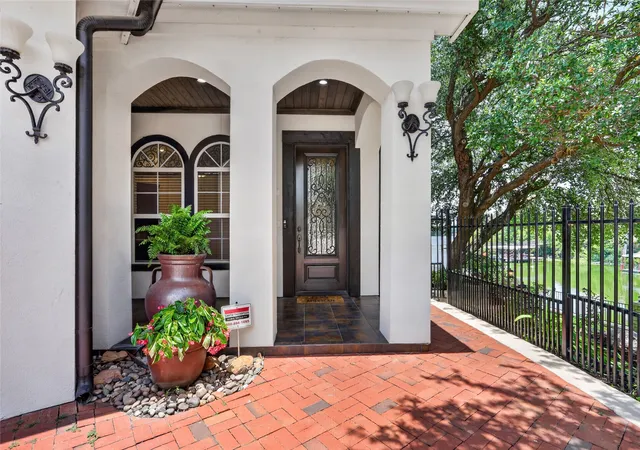 Photo 2 of Single family home for sale at 7917 Club Ct, Fort Worth, TX 76179 | MLS# 21294654 | Listing updated on 2026-09-26