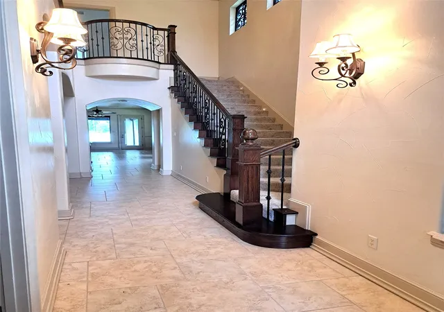 Photo 3 of Single family home for sale at 7917 Club Ct, Fort Worth, TX 76179 | MLS# 21294654 | Listing updated on 2026-09-26