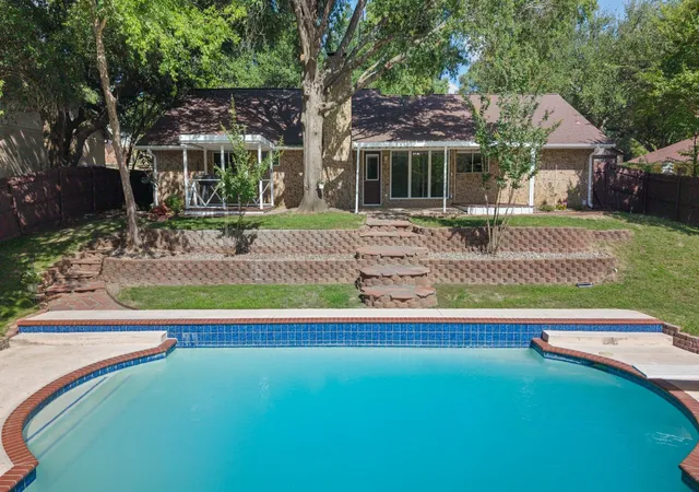 Photo 1 of Single family home for sale at 110 Linda Ln, Athens, TX 75751 | MLS# 21303626 | Listing updated on 2026-08-02