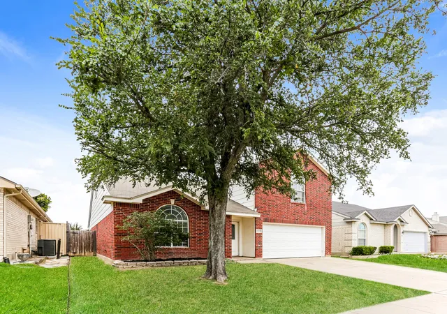 Photo 2 of Single family home for sale at 8959 Rushing River Dr, Fort Worth, TX 76118 | MLS# 21299180 | Listing updated on 2026-09-09