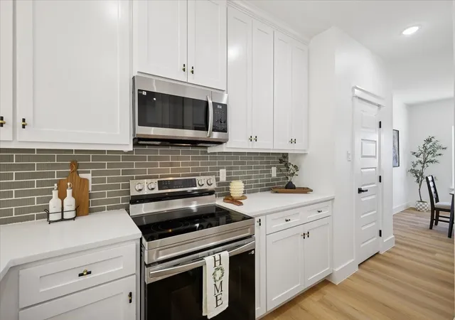 Photo 3 of Single family home for sale at 3060 Hardy St, Fort Worth, TX 76106 | MLS# 21286062 | Listing updated on 2026-09-12
