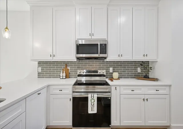 Photo 4 of Single family home for sale at 3060 Hardy St, Fort Worth, TX 76106 | MLS# 21286062 | Listing updated on 2026-09-12