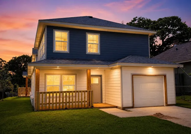 Photo 3 of Sale Pending at 3529 Cleveland St, Dallas, TX 75215 | MLS# 21304375 | Listing updated on 2026-09-14