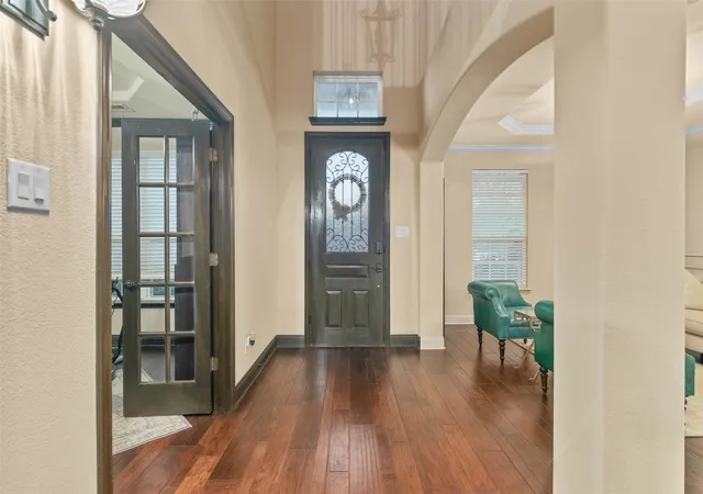 Photo 3 of Single family home for sale at 6809 Edwards Rd, Denton, TX 76208 | MLS# 21300386 | Listing updated on 2026-08-01