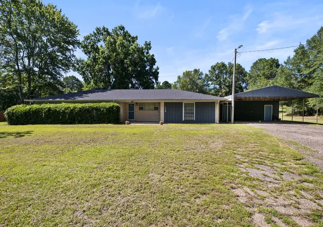 Photo 1 of Single family home for sale at 119 Billy Daniels, Mount Pleasant, TX 75455 | MLS# 21304819 | Listing updated on 2026-07-29
