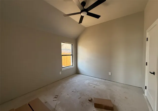 Photo 3 of Sale Pending at 413 Smith Rd, Springtown, TX 76082 | MLS# 21297245 | Listing updated on 2026-09-25