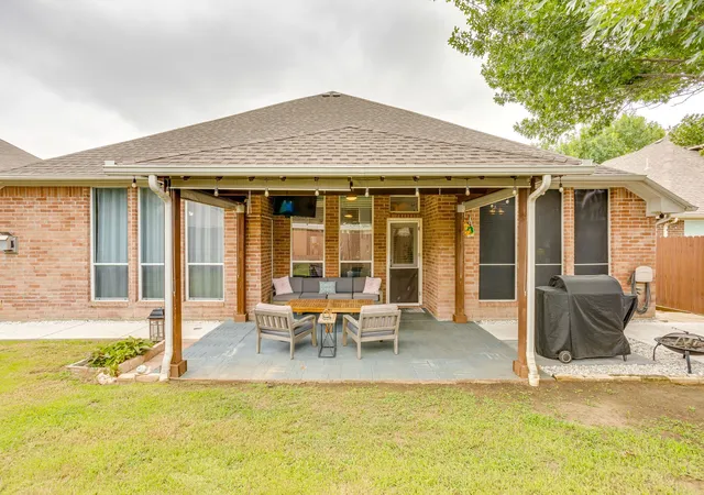 Photo 3 of Single family home for sale at 4524 Embercrest Ln, Fort Worth, TX 76123 | MLS# 21302838 | Listing updated on 2026-09-10