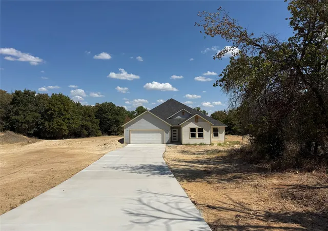 Photo 2 of Single family home for sale at 281 Zebrastone Wy, Poolville, TX 76487 | MLS# 21297243 | Listing updated on 2026-09-08