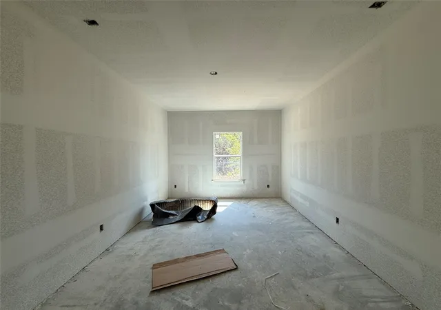 Photo 3 of Single family home for sale at 281 Zebrastone Wy, Poolville, TX 76487 | MLS# 21297243 | Listing updated on 2026-09-08
