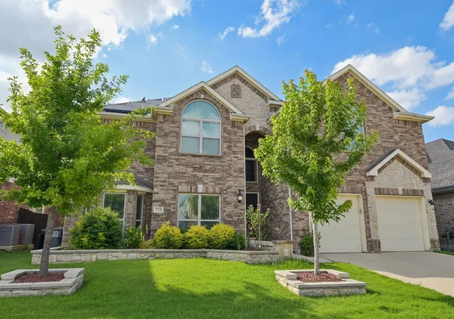 Photo 2 of Single family home for sale at 720 Yarrow St, Little Elm, TX 75068 | MLS# 21304047 | Listing updated on 2026-09-09