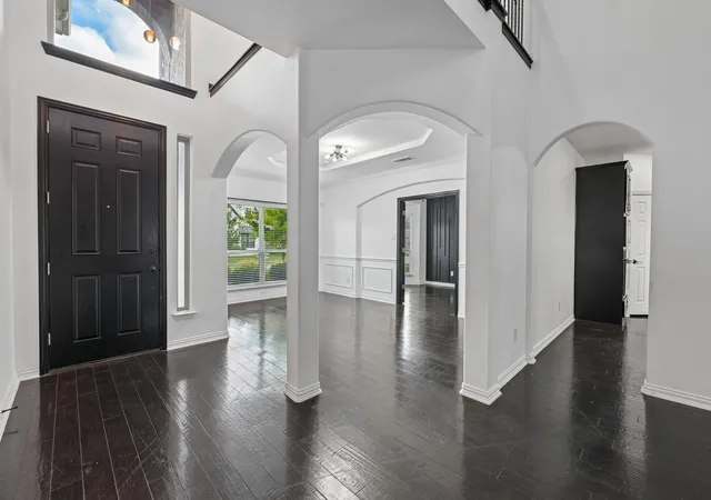 Photo 3 of Single family home for sale at 720 Yarrow St, Little Elm, TX 75068 | MLS# 21304047 | Listing updated on 2026-10-05
