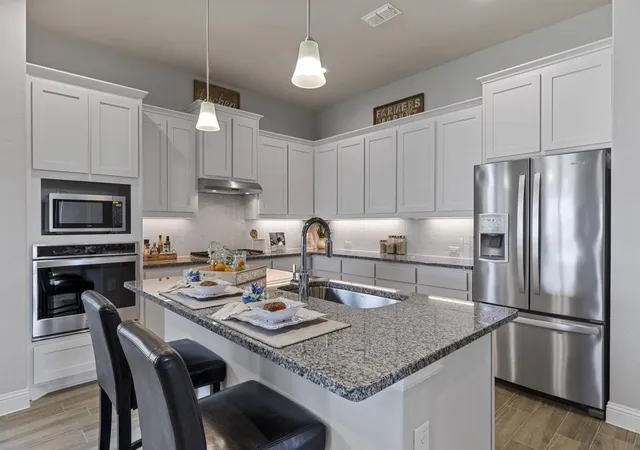 Photo 3 of Single family home for sale at 2620 Goldfinch Dr, Denton, TX 76205 | MLS# 21304024 | Listing updated on 2026-09-11