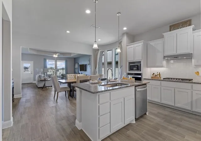 Photo 4 of Sale Pending at 2620 Goldfinch Dr, Denton, TX 76205 | MLS# 21304024 | Listing updated on 2026-09-28