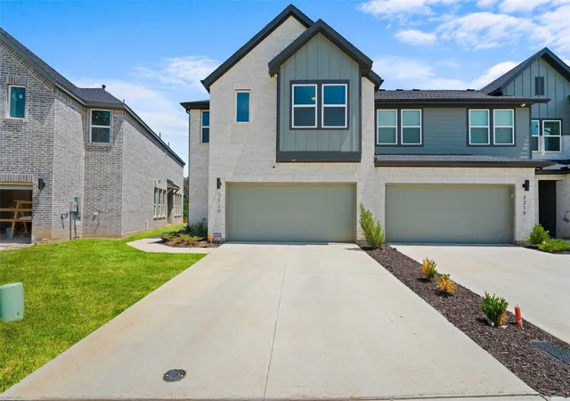 Photo 1 of Townhouse for sale at 3220 Rustic Creek Dr, Roanoke, TX 76262 | MLS# 21299192 | Listing updated on 2026-10-07