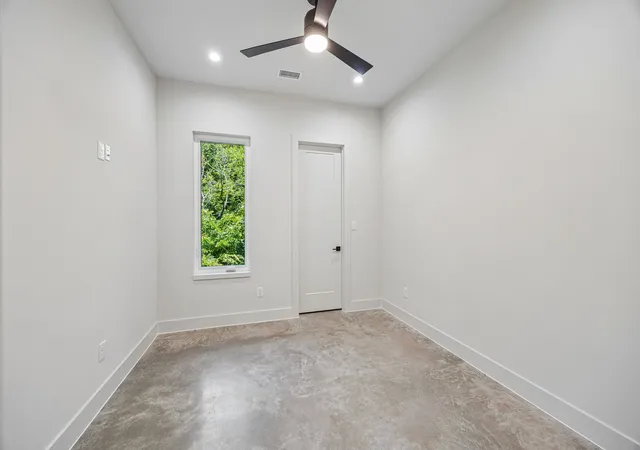 Photo 4 of Single family home for sale at 2307 Kings Rd, Dallas, TX 75219 | MLS# 21305424 | Listing updated on 2026-08-02