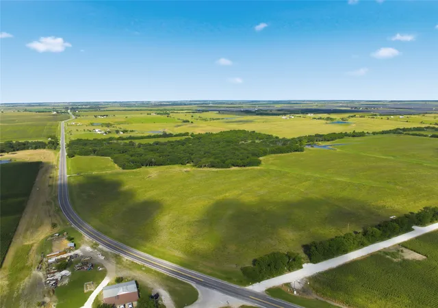 Photo 1 of Land for sale at Tract 1 Fm 2114, Abbott, TX 76621 | MLS# 21305560 | Listing updated on 2026-09-10
