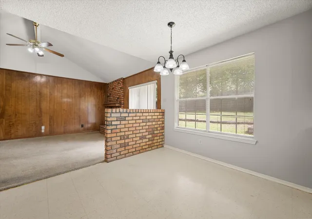 Photo 4 of Sale Pending at 5903 Spring Hill Ct, Arlington, TX 76016 | MLS# 21294346 | Listing updated on 2026-07-31
