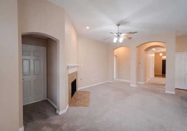 Photo 3 of Sale Pending at 305 Highland Ridge Dr, Wylie, TX 75098 | MLS# 21305624 | Listing updated on 2026-09-08