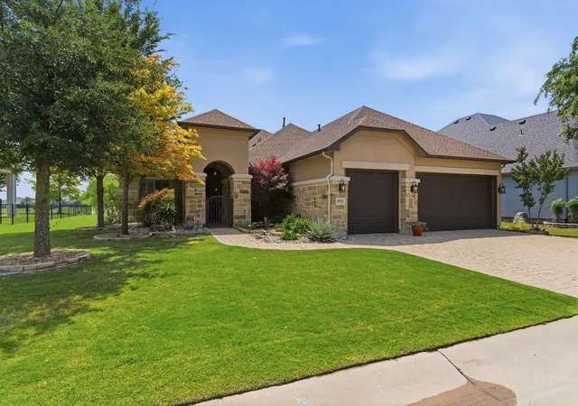 Photo 2 of Sale Pending at 8713 Gardenia Dr, Denton, TX 76207 | MLS# 21258049 | Listing updated on 2026-09-10